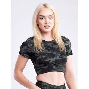 Callisto Collection Short-Sleeve Crop Top Green Camo Large X-Large